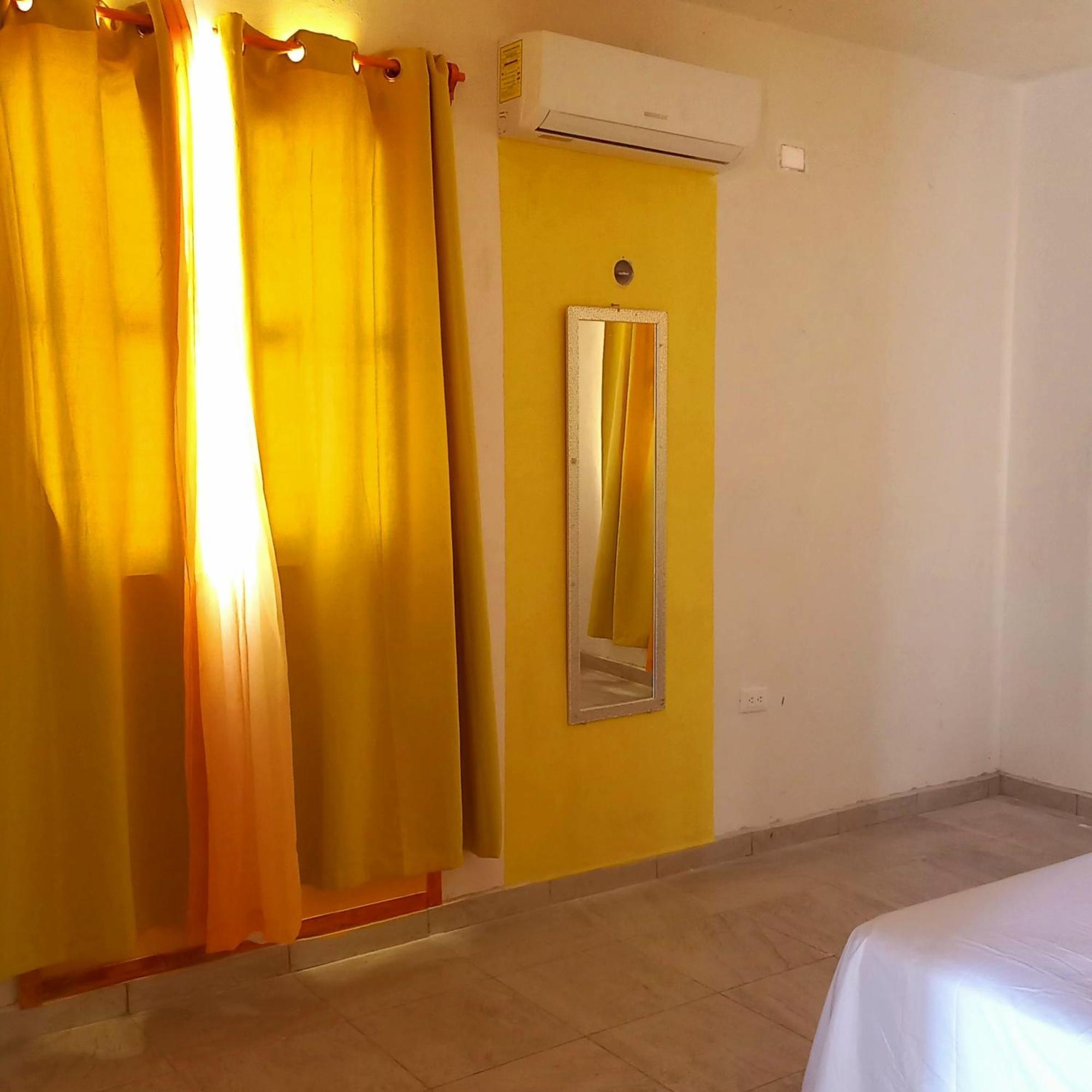 Sin Reserva Merida Exterior photo